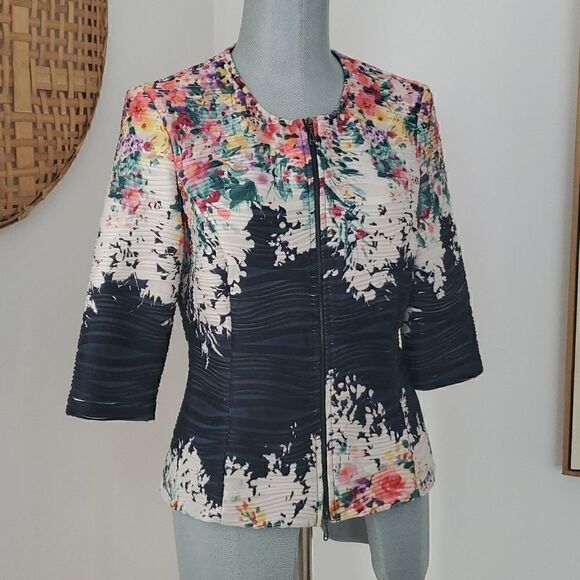 Joseph Ribkoff | Floral and Texured Light Jacket - Picture 1 of 8